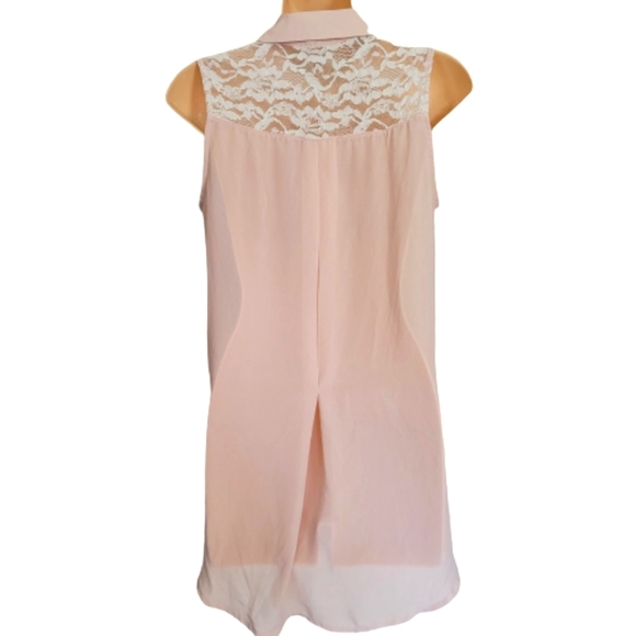 Chloe K Pink Chiffon and Lace Sleeveless Button Down Blouse Size Women's Small - Picture 2 of 9